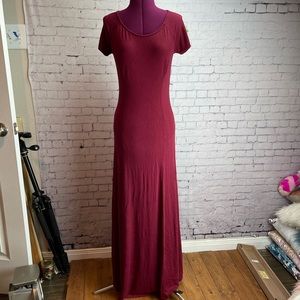 Jessica Simpson maternity Dress Size Medium floor length red dress
